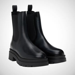 ANINE BING Justine Chelsea Boots Womens sz 41 11 Black Leather Ankle Pull On